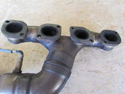 BMW Exhaust Manifolds with Catalytic Convertors 4.8L V8 (Includes Left and Right) 18407575126 550i 650i 750i5